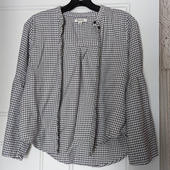 Madewell Women's XS gingham button-down with trumpet sleeves - Picture 1 of 4